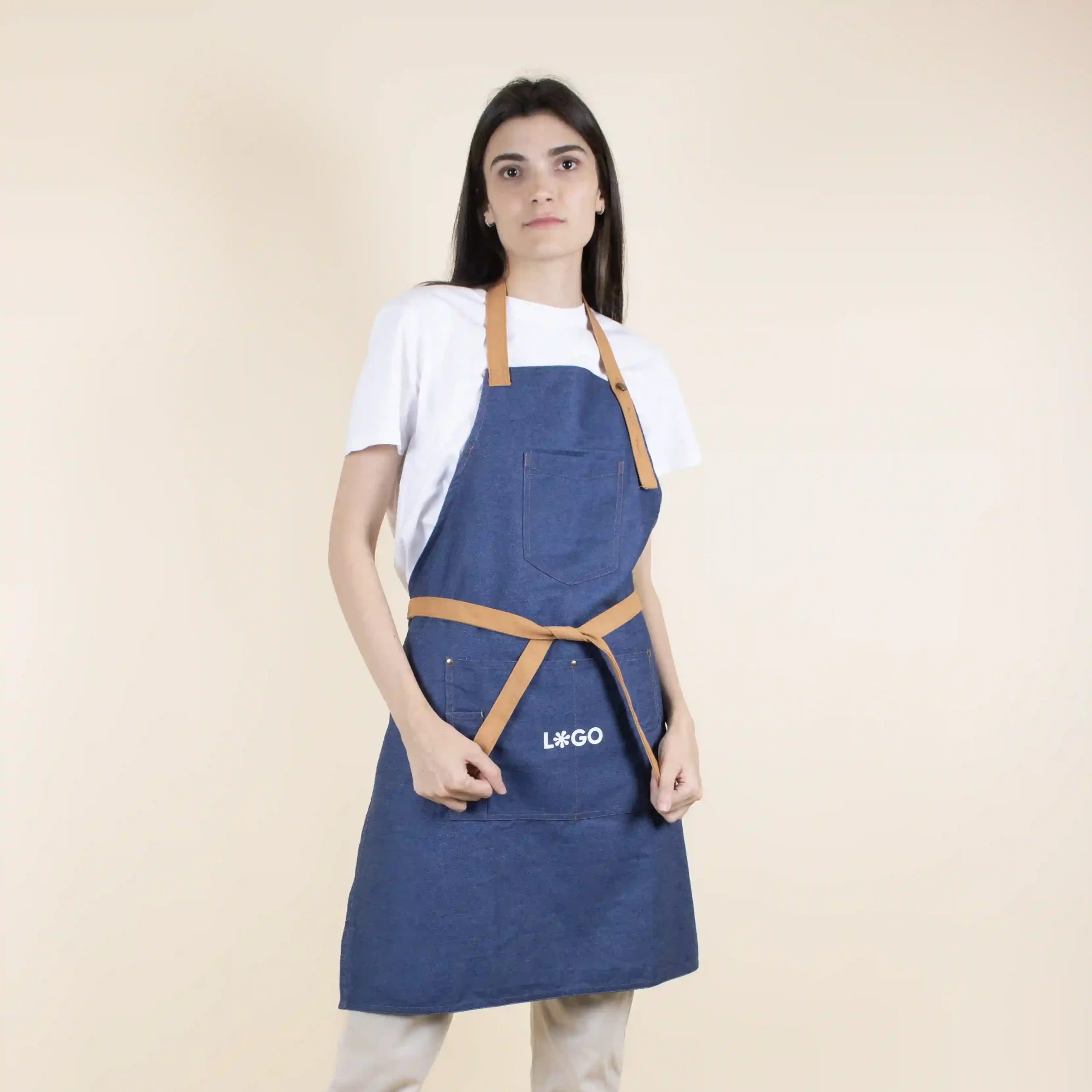 DYLAN: Denim apron