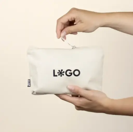 CINTIA : Trousse de toilette en coton recyclé de 230 gr/m2.